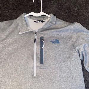North Face men’s pullover